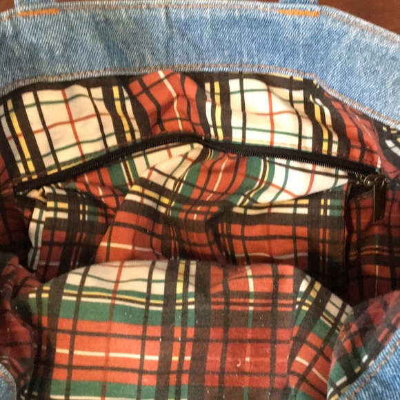 A/X (Armani Exchange) bag - Picture 3 of 9